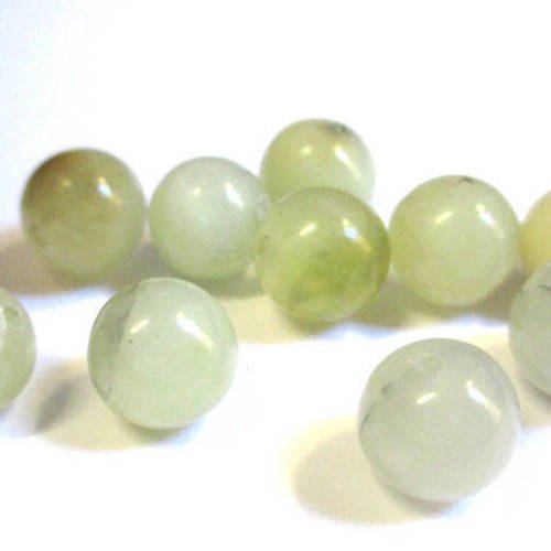 10 perles jade naturelle blanc jaune clair et vert clair  8mm 