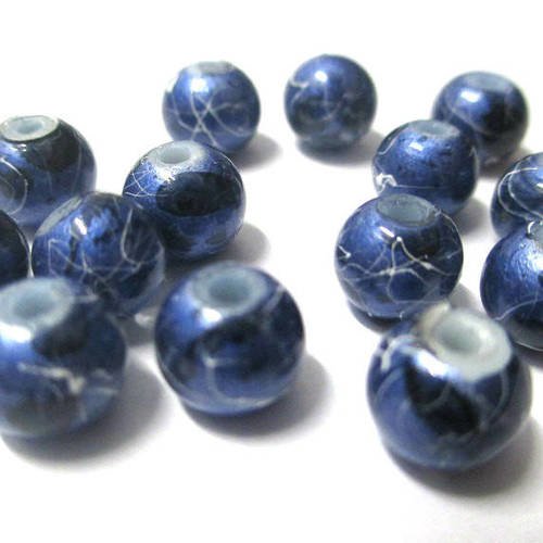 10 perles bleu foncé brillant mouchetée et tréfilé 8mm 