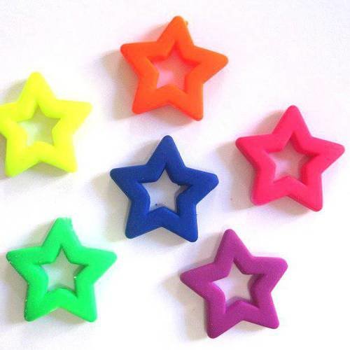 Lot 6 perles étoile acryliques caoutchouté mélange de couleurs 27x26mm 