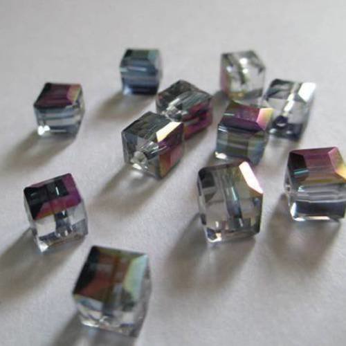 20 perles cristal cube irisé 4x4mm 