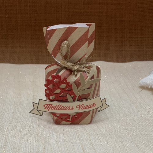 Boite étoiles, cadeau invité, décoration table de noël