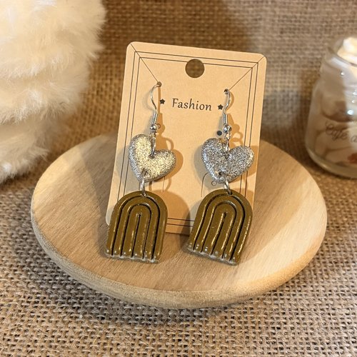 Boucle d'oreille coeur / arc en ciel