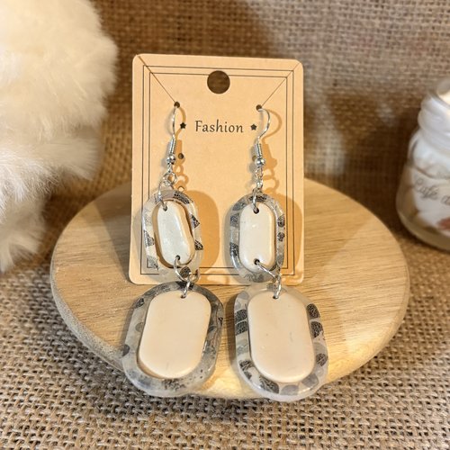 Boucle d'oreille forme géométrique