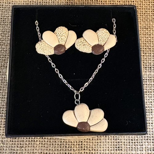 Ensemble de bijoux fleur