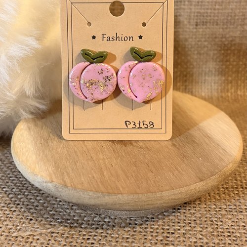 Boucle d’oreille pêche