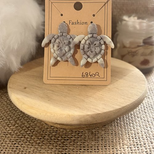 Boucle d'oreille totrtue