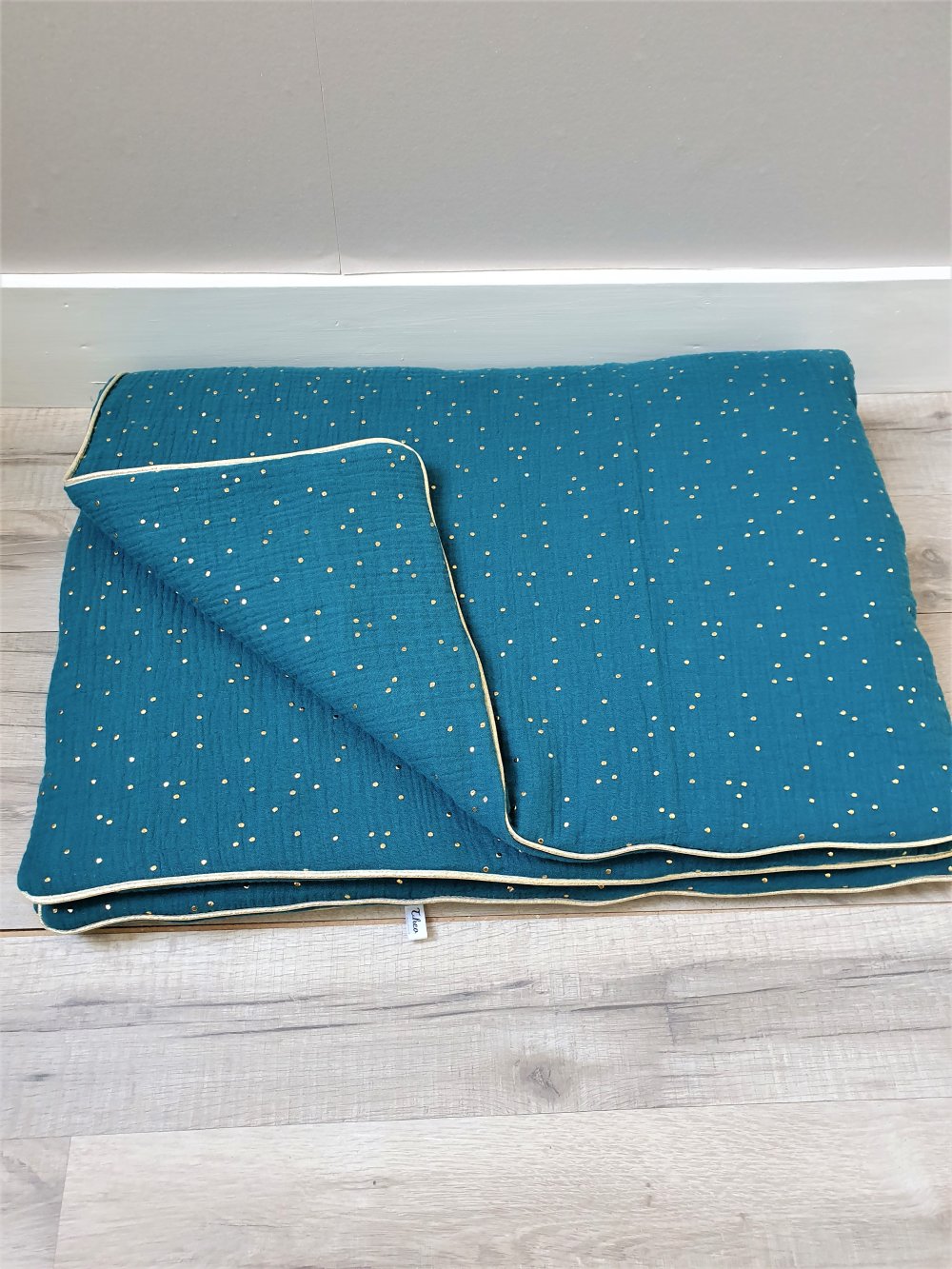 Edredon Couverture Plaid Bebe Double Gaze Bleu Canard Pois Dores Un Grand Marche