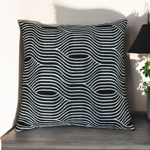 Housse de coussin noire et argent