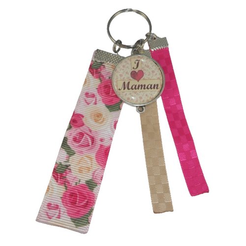 Porte clés "j'aime maman" beige et rose
