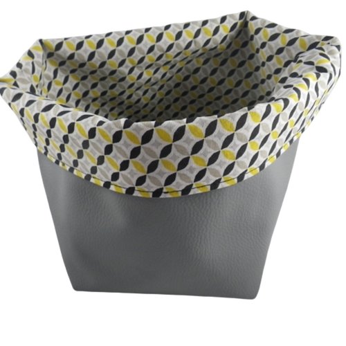 Corbeille grise et motif géométrique noir et jaune