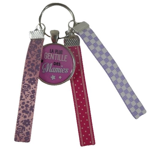 Porte clés mauve et rose "la plus gentille des mamies"