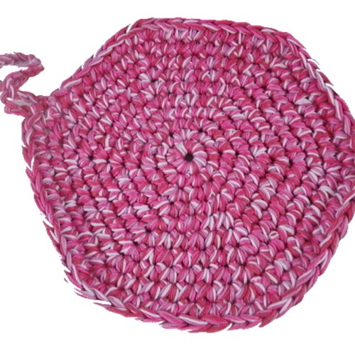 Dessous de plat chiné rose au crochet