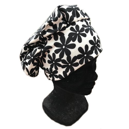 Bonnet chimio écru et fleurs noires