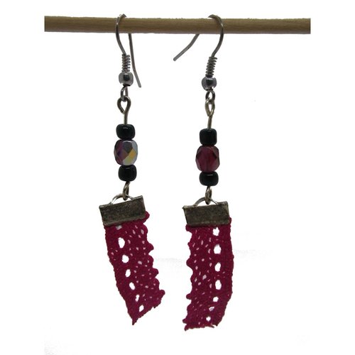Boucles d'oreilles ruban dentelle rose fuchsia