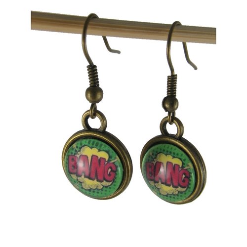 Boucles d'oreilles bronze et cabochon rouge, vert et jaune "bang"