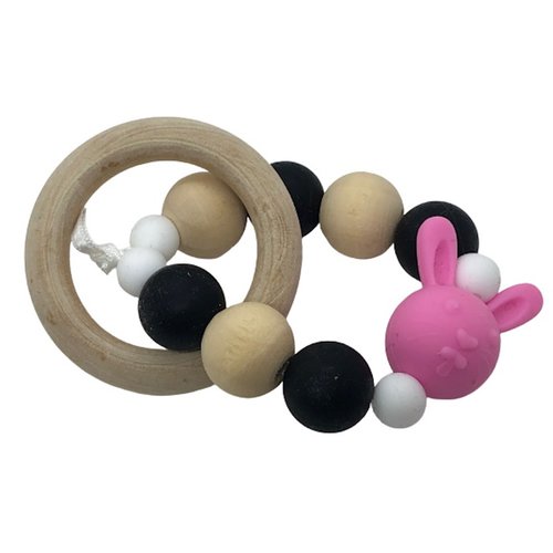 Hochet de dentition lapin rose et noir inspiration montessori