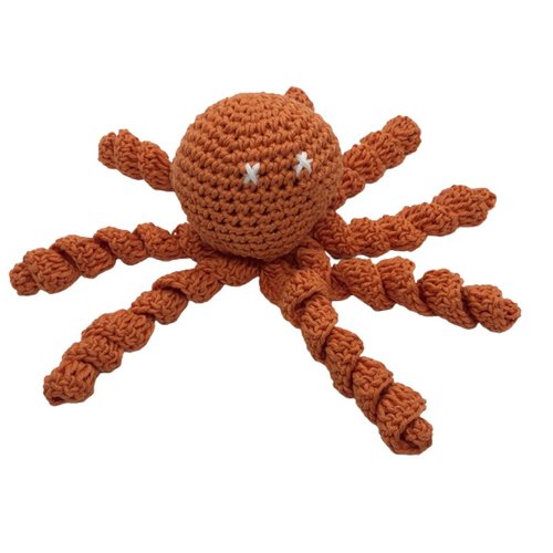 Pieuvre orange au crochet pour nouveau-né