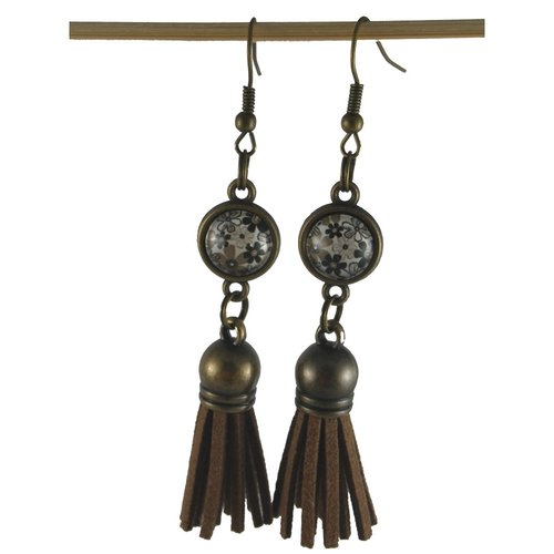 Boucles d'oreilles petites fleurs et pompon simili cuir marron