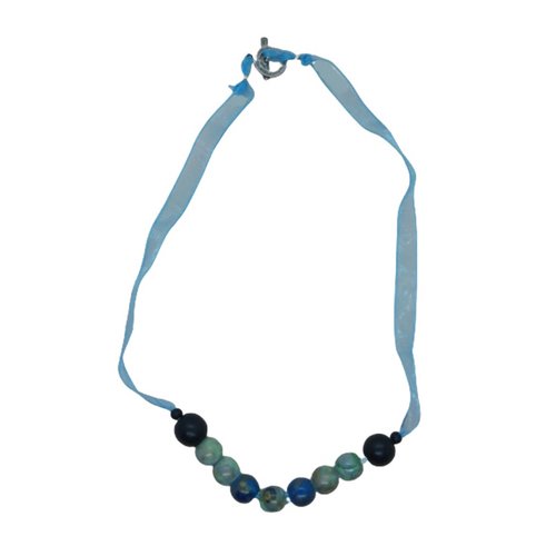 Collier perles bleues et organza