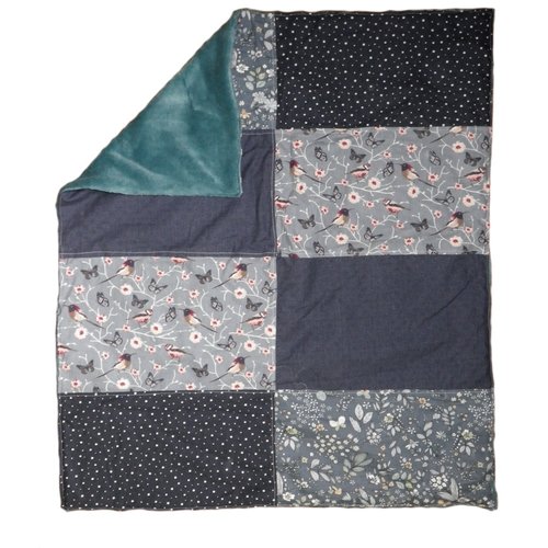 Couverture bleue en patchwork