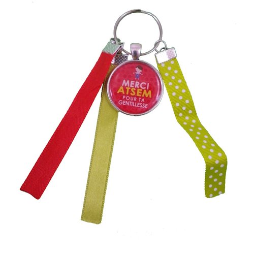 Porte clés rouge et vert "merci atsem pour ta gentillesse"