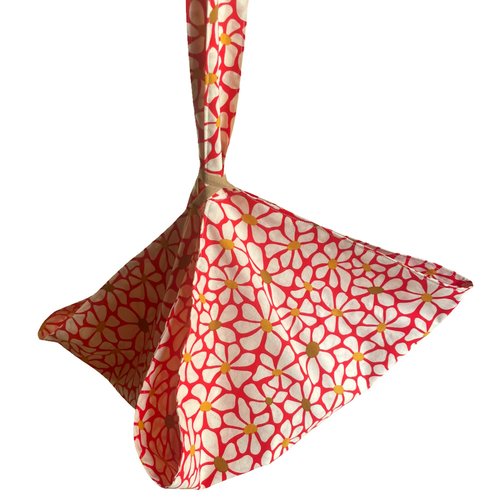 Sac à tarte rouge et marron fleurs blanches