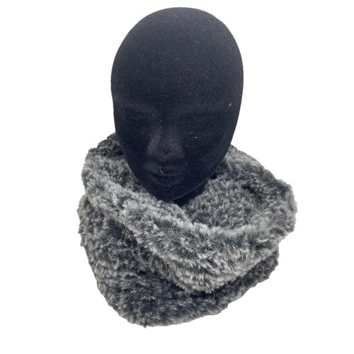 Snood gris imitation fourrure