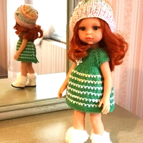 Vêtements  pour  poupée de 32 cms paola reina