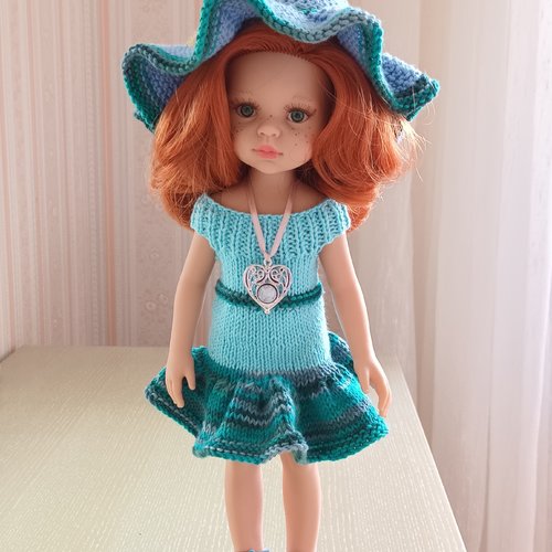 Vêtements  pour  poupée de 32/34 cms paola reina,