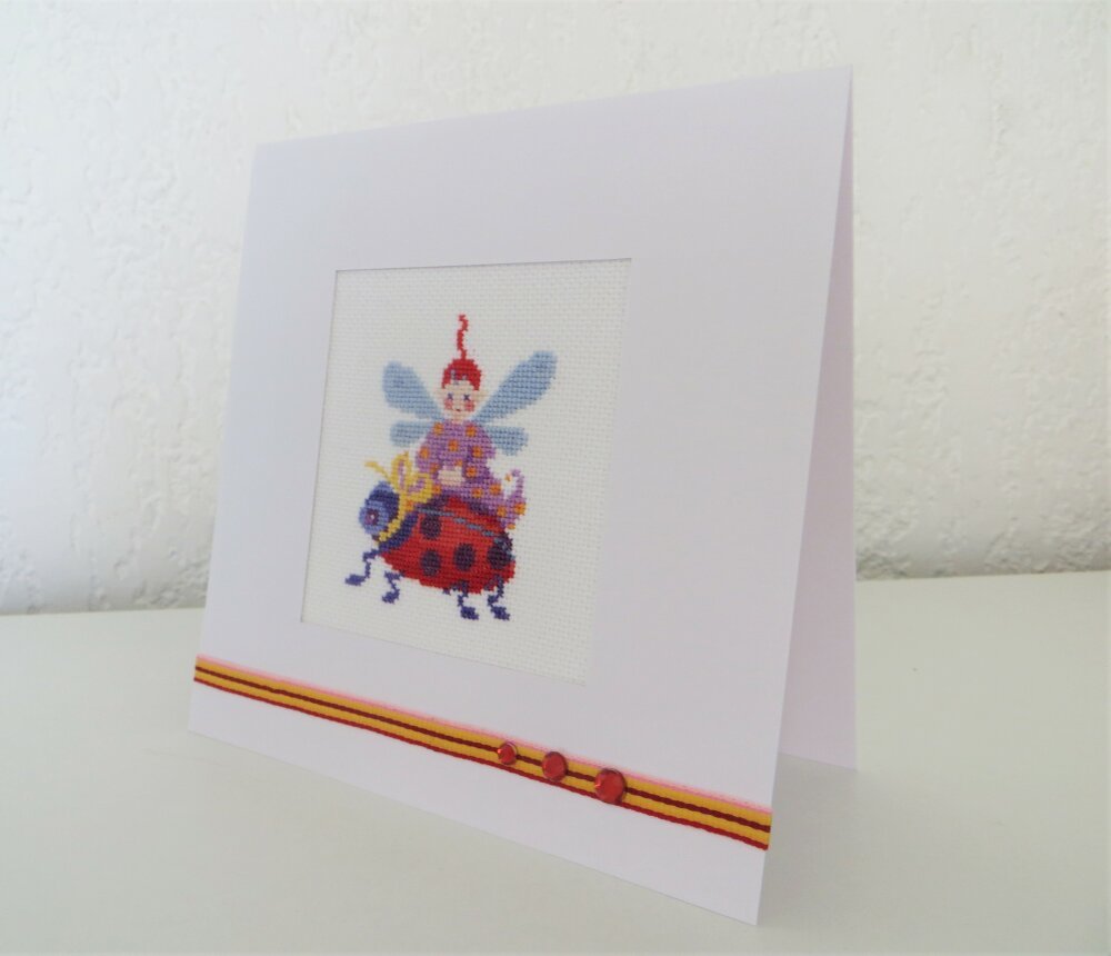 Carte Brodee Point De Croix Petit Lutin Et Coccinelle Anniversaire Enfant Un Grand Marche