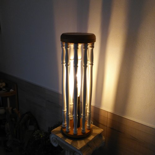 Luminaire artisanal, fait mains, lampe à poser, lampe colonne de sol,