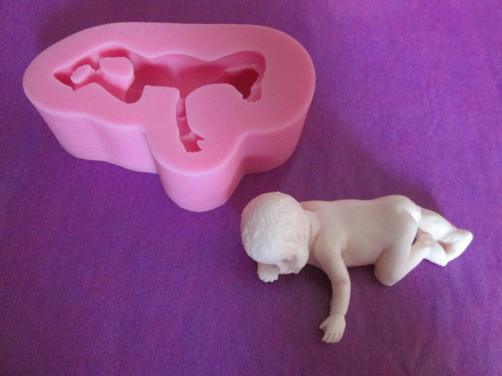 Moule Silicone Bebe Avec Le Bras Allonge Un Grand Marche