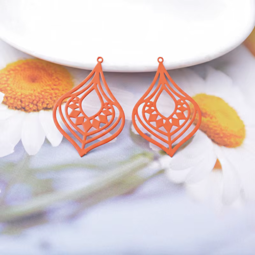 2 estampes gouttes - 37 x 25 mm  - laiton - coloris orange