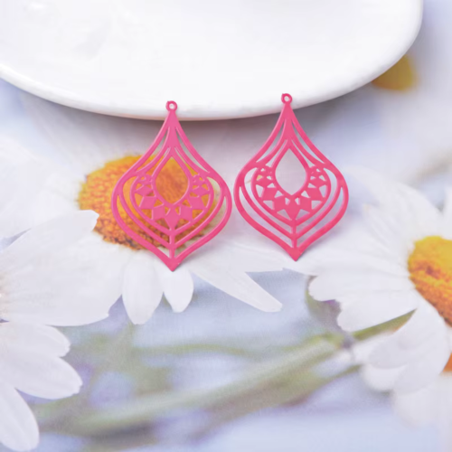 2 estampes gouttes - 37 x 25 mm  - laiton - coloris fuchsia