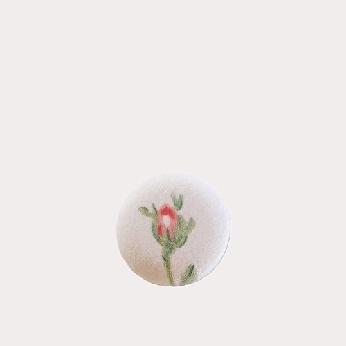 Gros bouton en tissu fleur rose