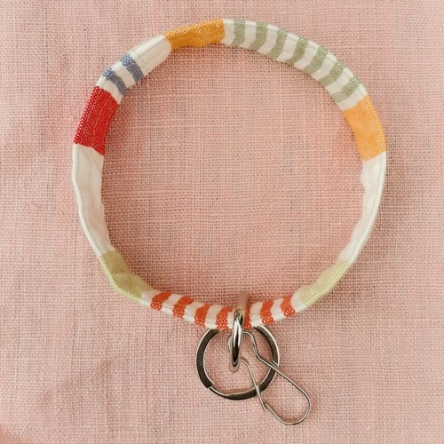 Bracelet porte-clés mains libres rayures