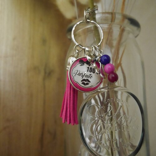 Porte-clés personnalisé rose- idée cadeau femme - porte clé inscription 100% parfaite | cadeau idéale copine, amie, evjf