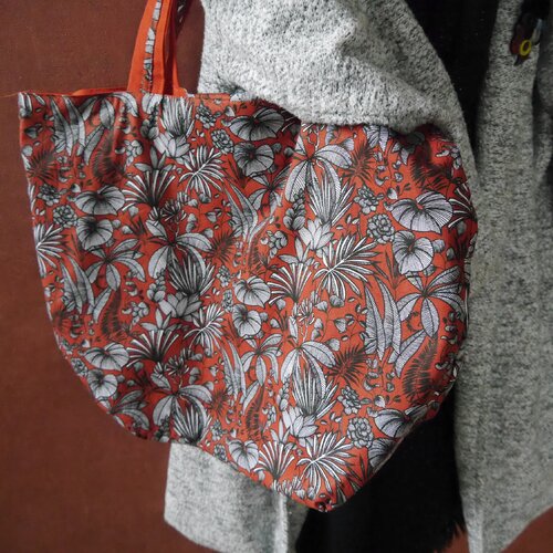 Grand sac cabas fleuri terracotta rouge en toile | sac de plage, de course  | tissus feuillage terracotta  blanc et beige