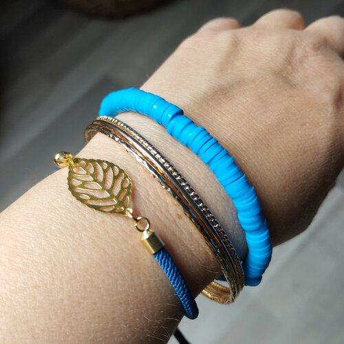 Bracelets  déparaillés or et bleu / style boheme / modèle unique / ensemble de bracelets, manchette