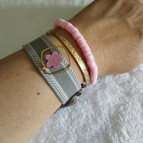 Ensemble de 3 bracelets gris et rose / style boheme / modèle unique / bracelet jonc, tissus et perle