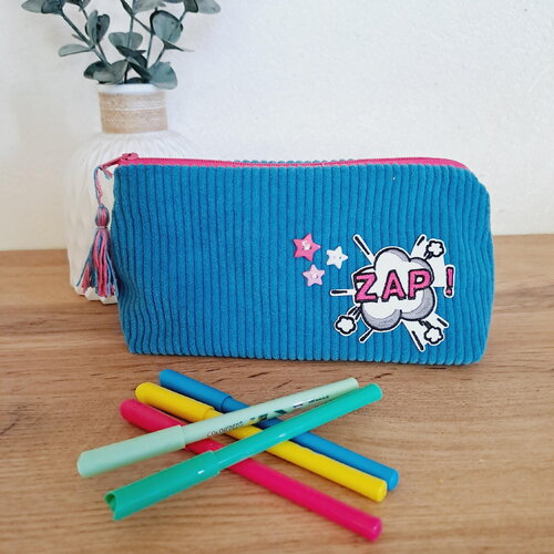 Trousse d'ecole ou maquillage en velours bleu – design pop art zap! – cadeau fun