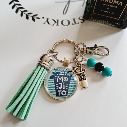 Porte-clés mojito , pompon vert et médaillon mojito – cadeau femme, bijou de sac original