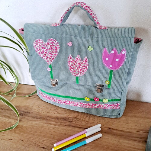 Cartable maternelle vert amande, sac cartable &quot; fleurs rose liberty&quot;