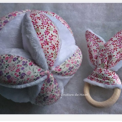 Duo balle de préhension montessori et anneau de dentition fleuri