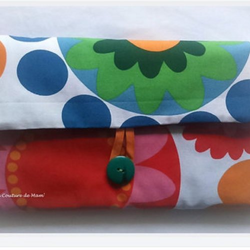 Tapis à langer nomade bébé multicolore – grosses fleurs – fait main – 0/6 mois – cadeau naissance