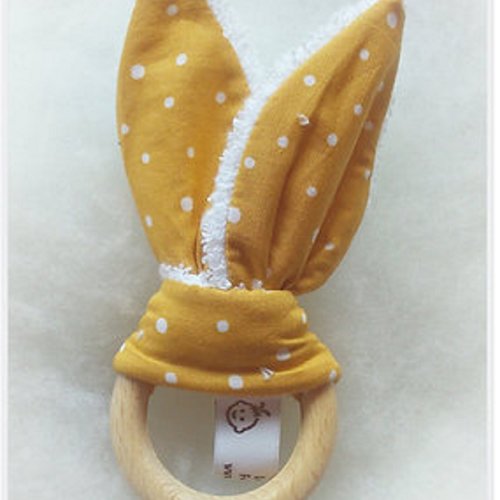 Anneau dentition bébé bois naturel - hochet oreilles lapin moutarde