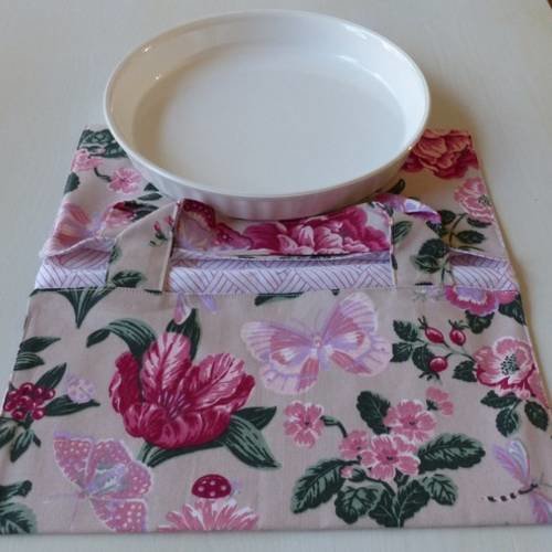 Sac a tarte tissu fleuri multicolore,brodé "tarte maison" doublé blanc et rose pour plat a tarte 28/30 cm 