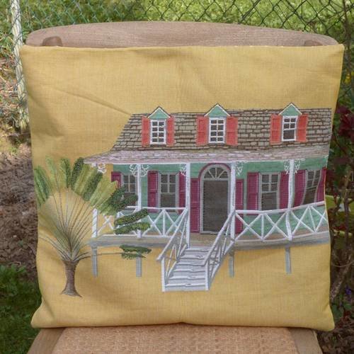 Housse de coussin:tapisserie jaune décor"maison coloniale" avec  palmier 