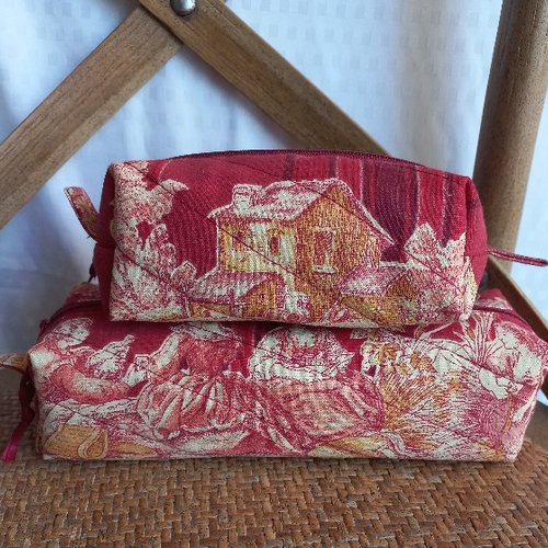 Duo de trousse en toile de jouy matelassé