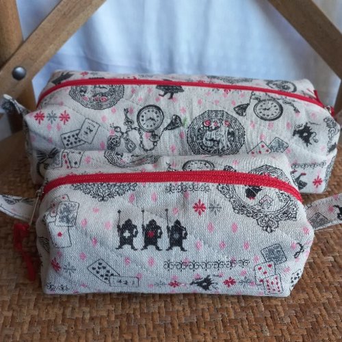 Duo de trousse en toile écrue a petits motifs